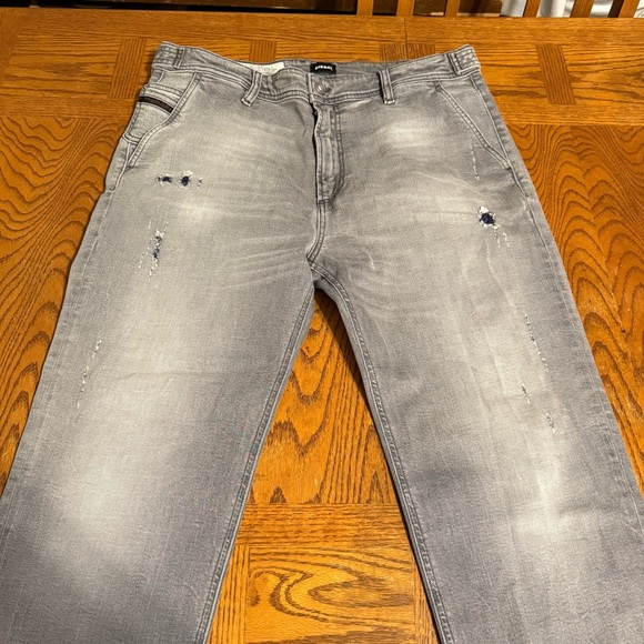 Diesel Men's Combat RR55 Jeans Gray Sz 33x28.5 Distressed Tapered Straight Leg - Picture 2 of 16